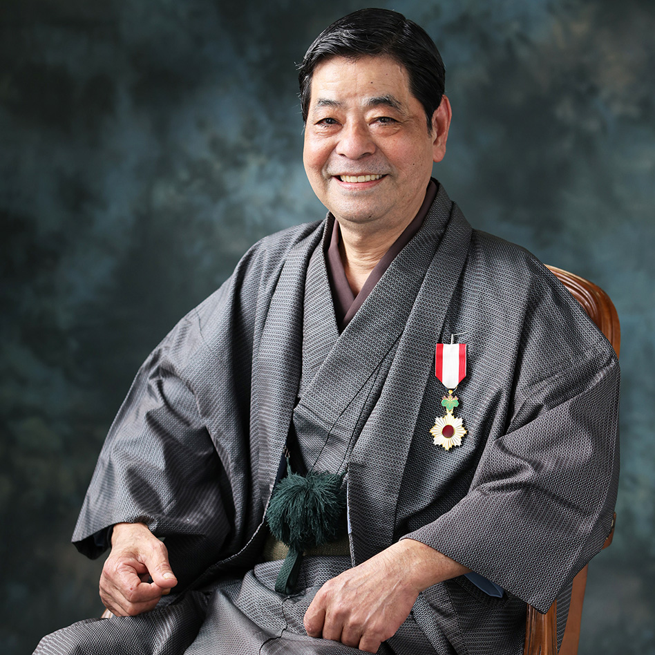 叙勲を受けた際の新垣信一の肖像