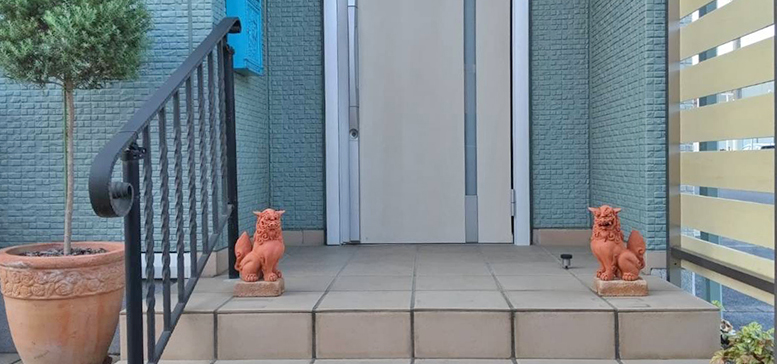 	�y�A�V�[�T�[�i���j ��r���[